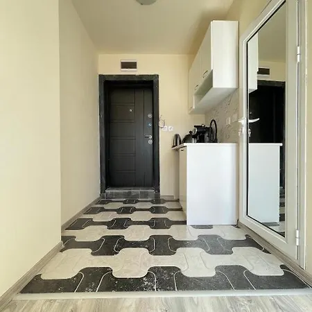 Centre 2 Апартамент *